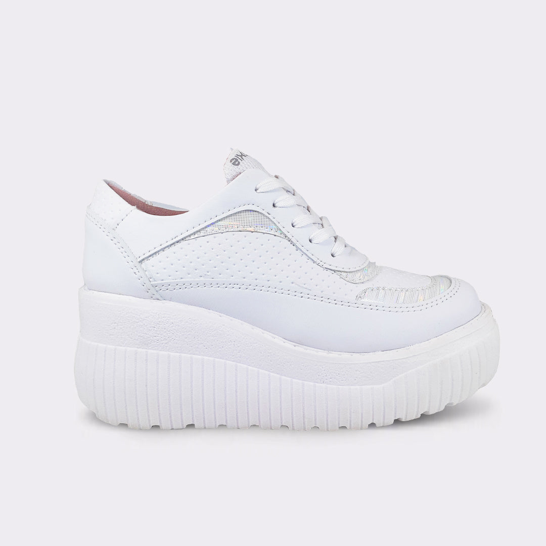 CK16 Blanco – Altura con Comodidad Inesperada