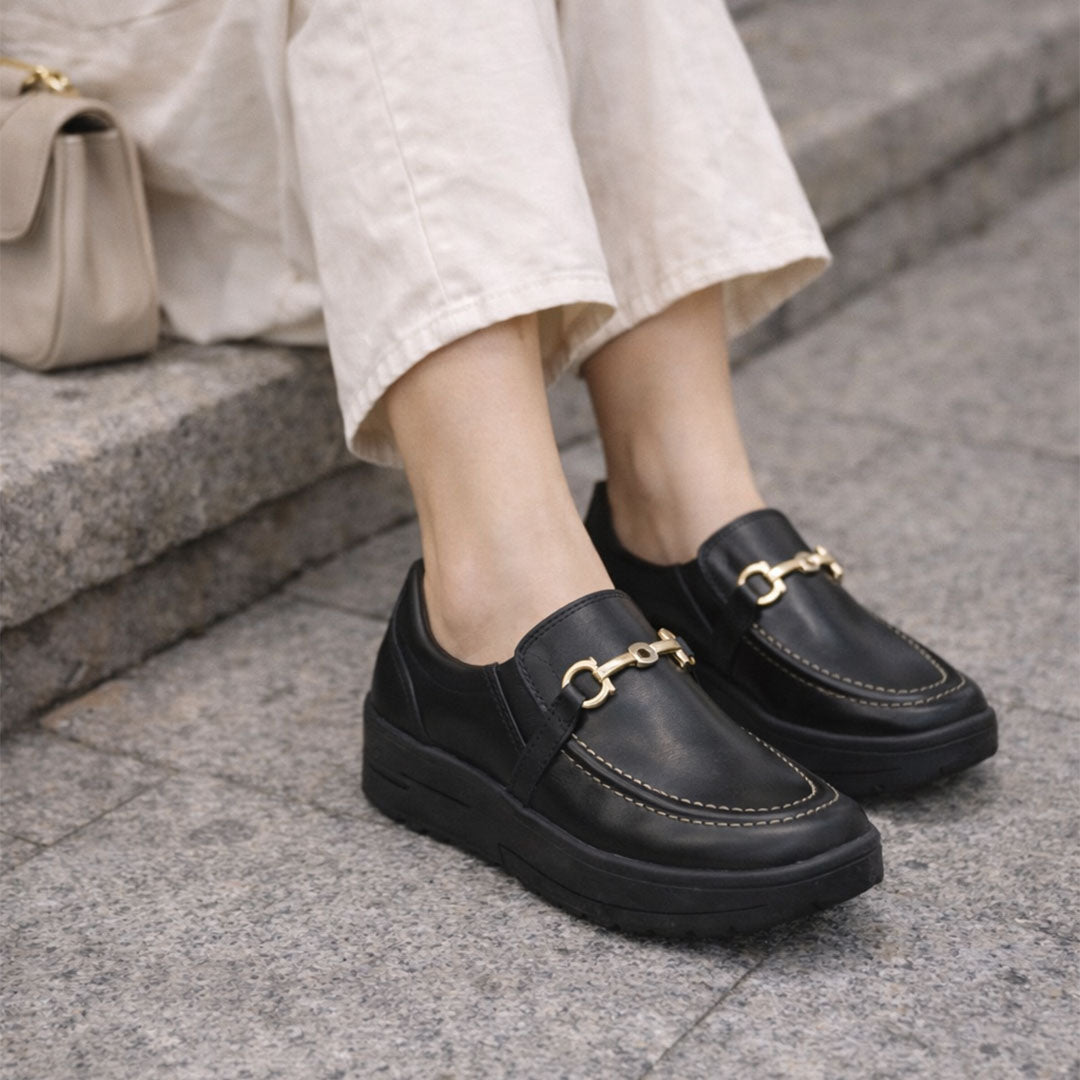 CR22 – Cuero Premium y Elegancia Clásica